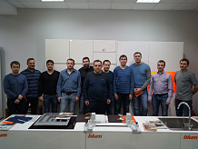 ОБУЧЕНИЕ РАБОТЕ НА СТАНКЕ MINIPRESS P ДЛЯ СОТРУДНИКОВ КОМПАНИИ «КЕДР»   